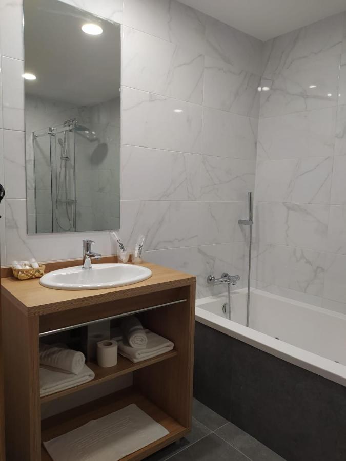 Praza Camelias Hotel Sarria Kültér fotó